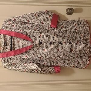 Frederick's of Hollywood kiss me pajama top. Pink, white and black.